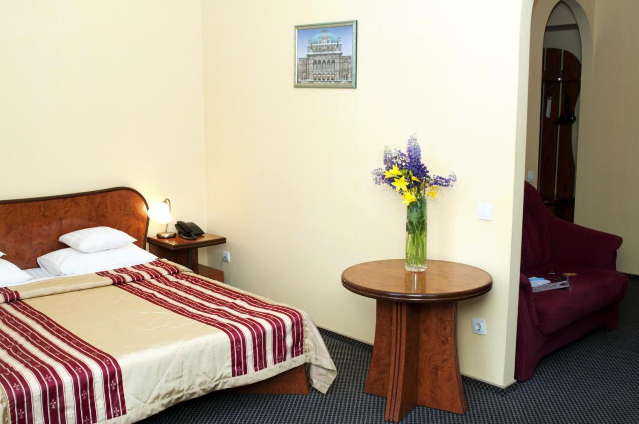 Wien Hotel Lviv Eksteriør billede